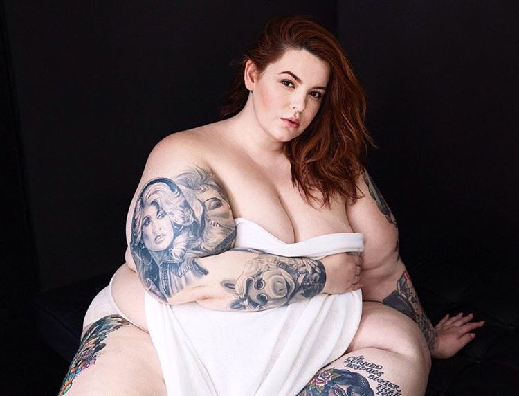 Фото самой толстой в мире манекенщицы не прошло цензуру в Facebook