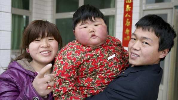 В Китае детское ожирение связали с дурным влиянием бабушек и дедушек