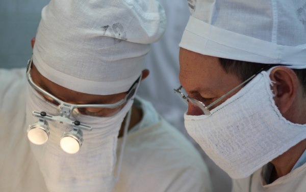 В Приамурье провели уникальную операцию по спасению новорожденной девочки